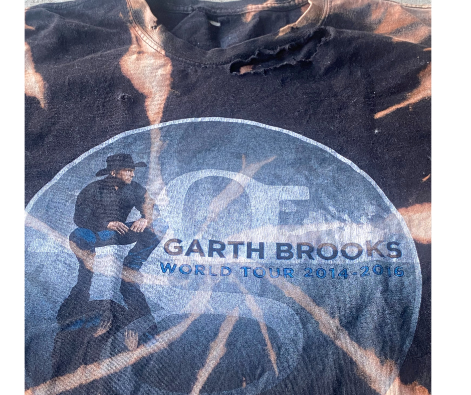 Garth Brooks concert T-shirt